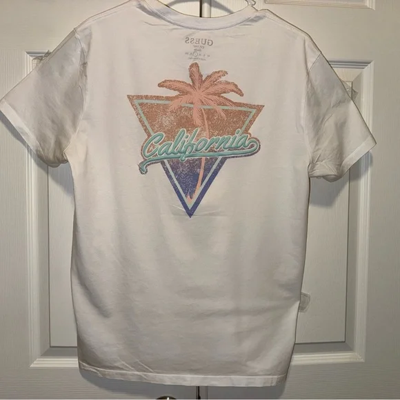 Guess White Tropical Graphic Tee - Picture 4 of 5
